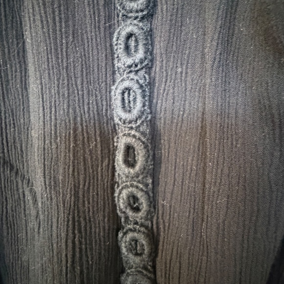 C - Black long sleeve shirt Ladies - Picture 3 of 6